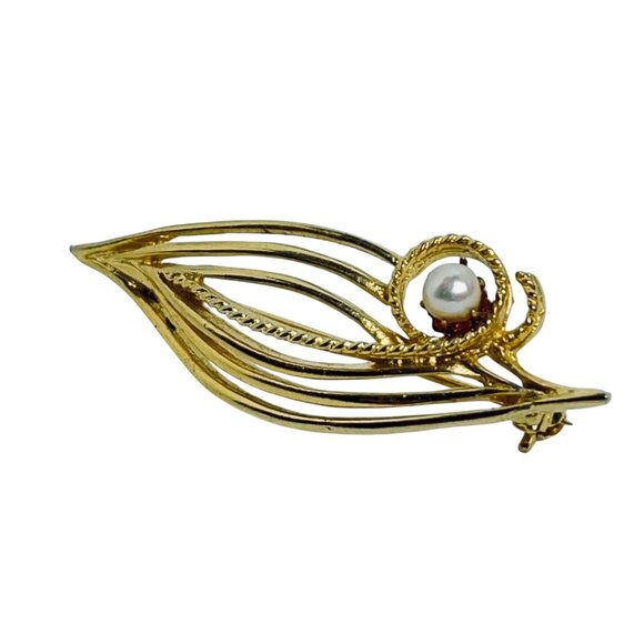 Vintage Gold Tone & Faux Pearl Leaf Brooch Elegant Jewelry Accessory (5749) - Picture 1 of 4